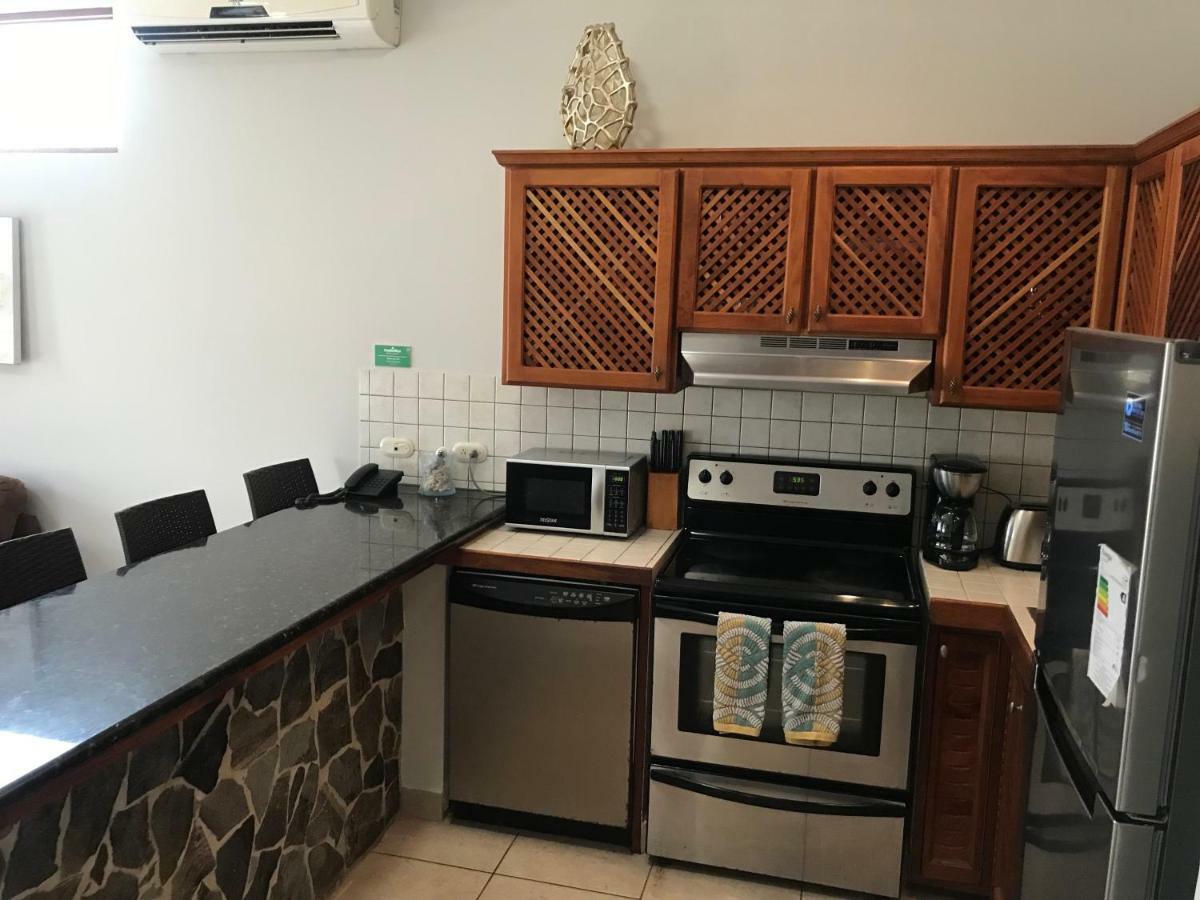 Beachfront In Apartment