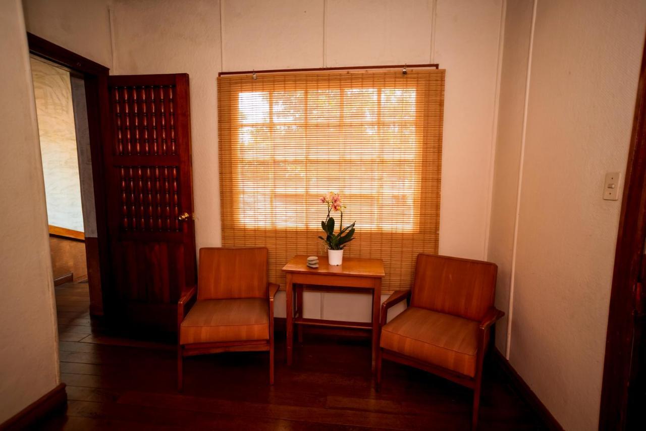 Guest house Casa De Piedra Escazu *