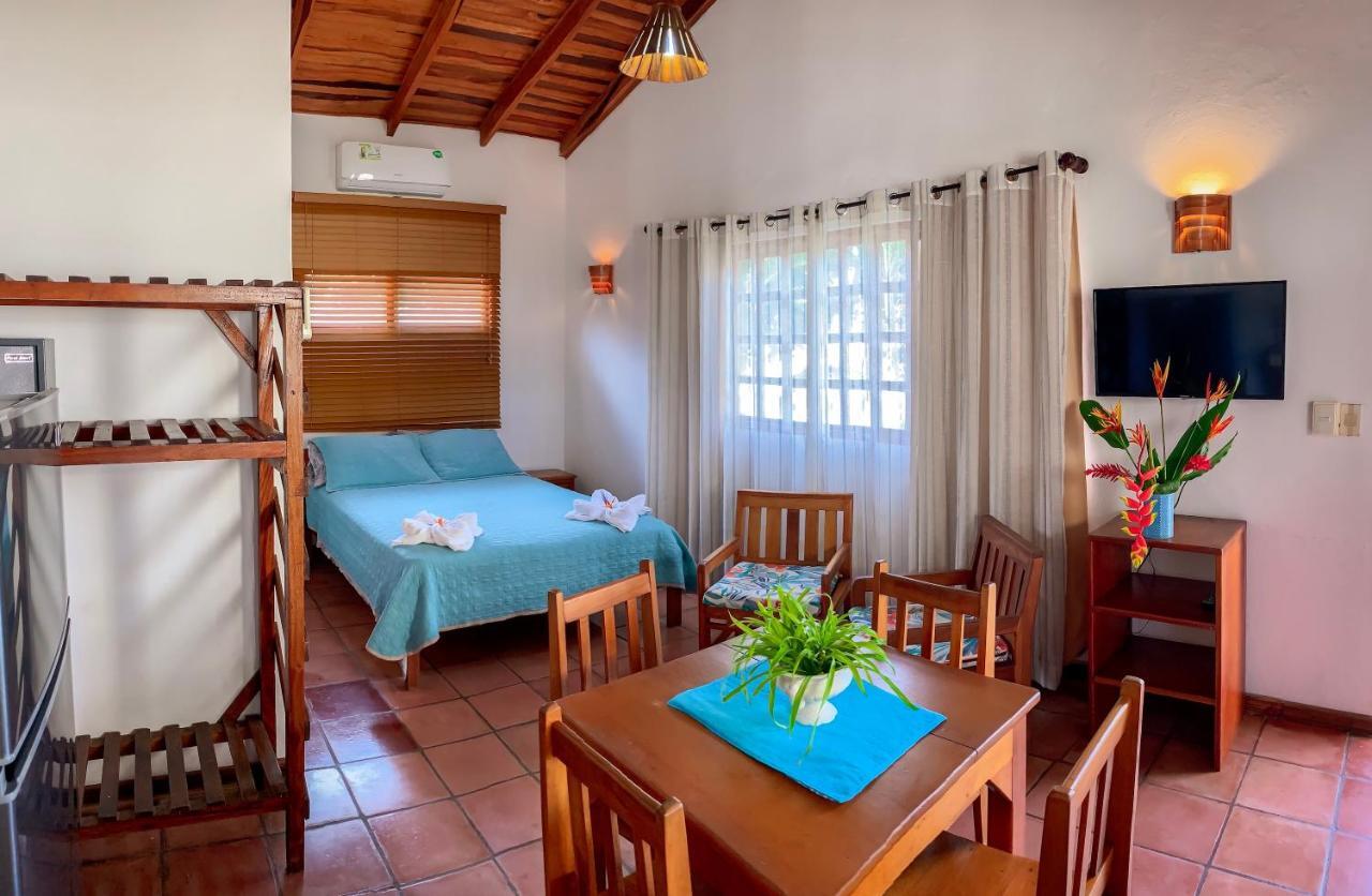 Hotel Ola Bonita Beachfront