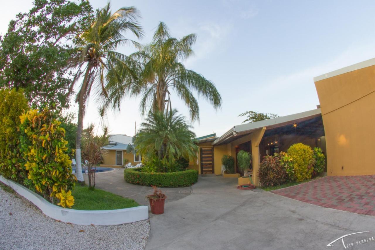 Hotel La Punta 2*