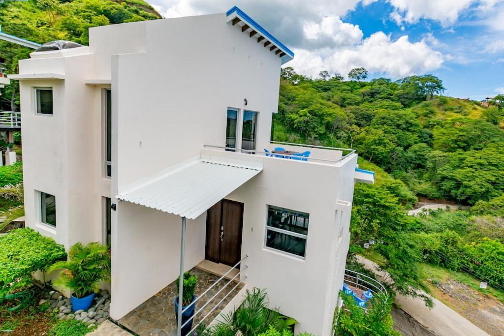 Ocean View House Of Winds W Private Jacuzzi #1 Holiday home *