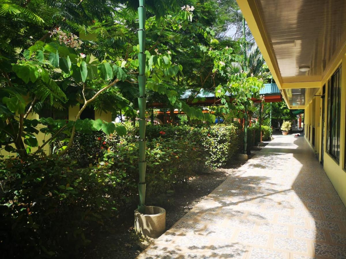 Hotel Cabinas El Tecal 2* Uvita