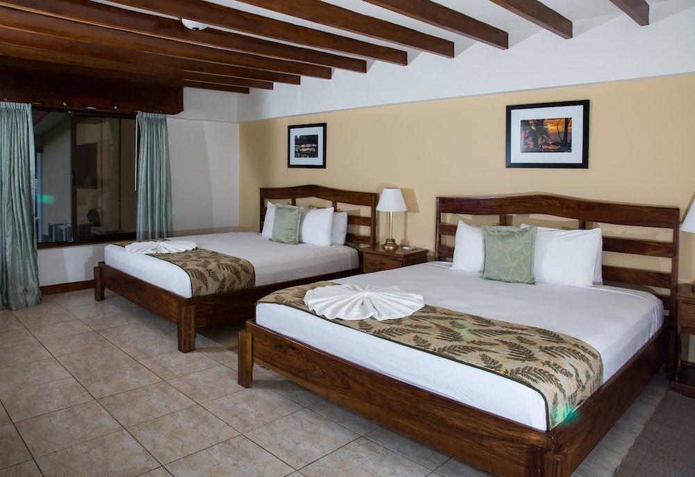 Hotel Laguna & Club Jaco
