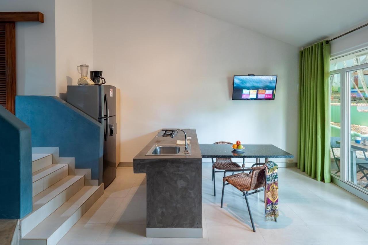 Nahua Hotel