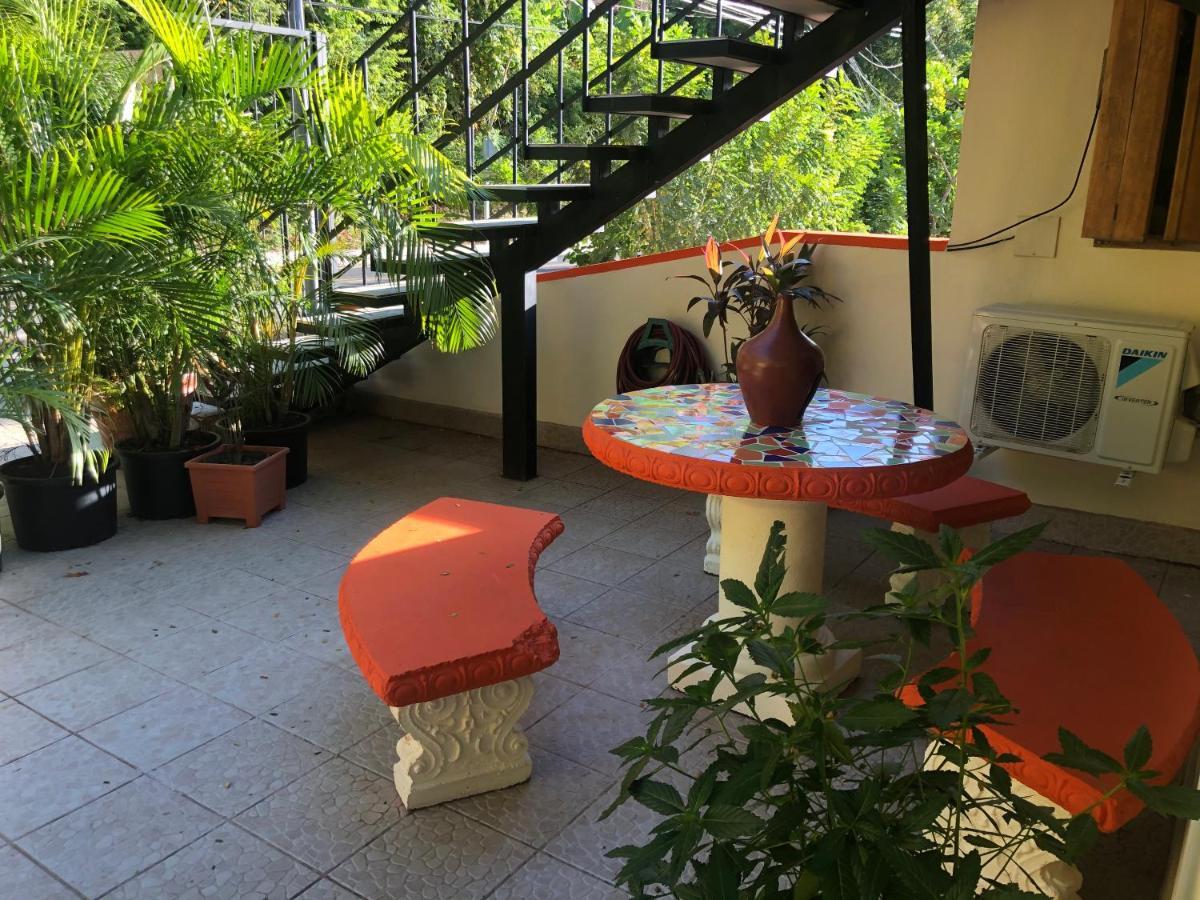 Apartment Monos Y Mar (adults Only) Samara