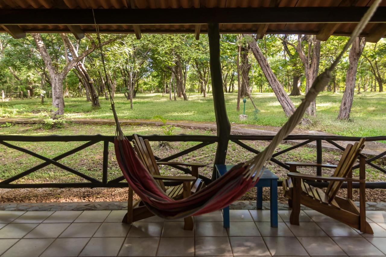 Hotel Cabinas Olas Playa Avellana