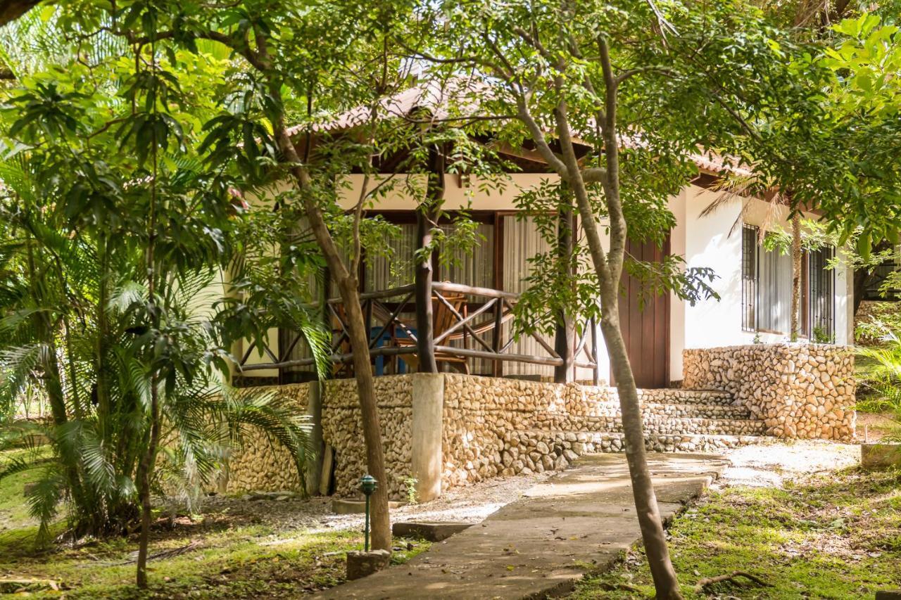 Cabinas Olas Hotel