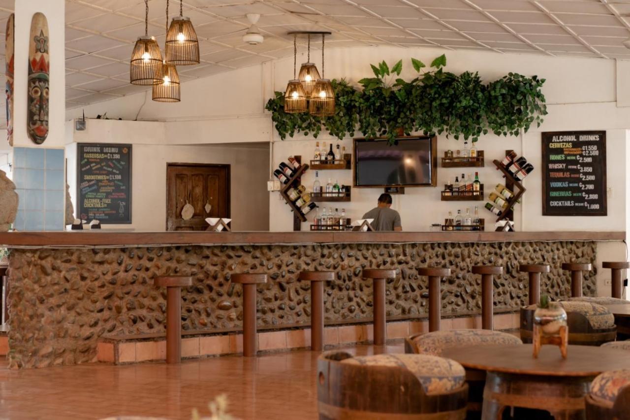 La Isla Hotel