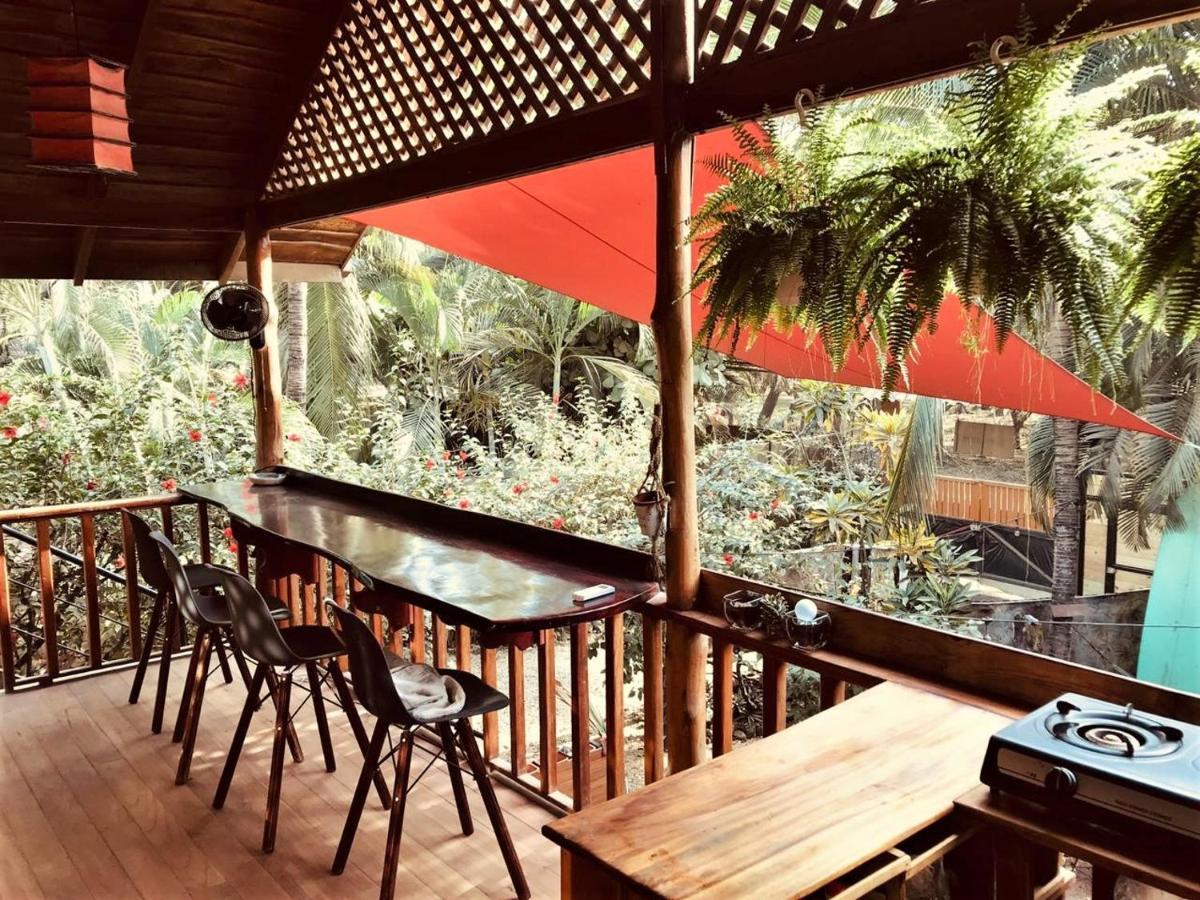 Hostel Salty Enthusiasts Share House &