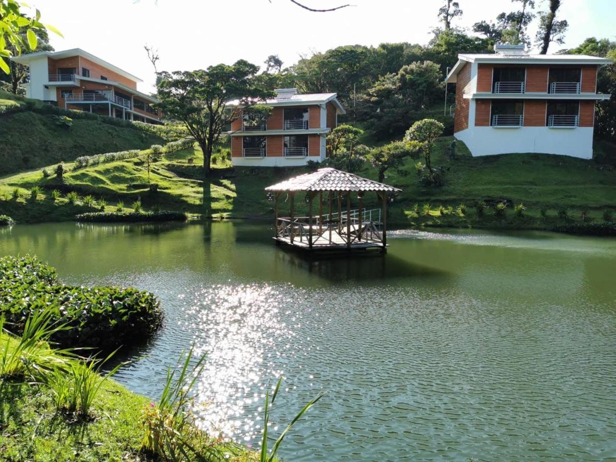 Burbi Hotel Monteverde