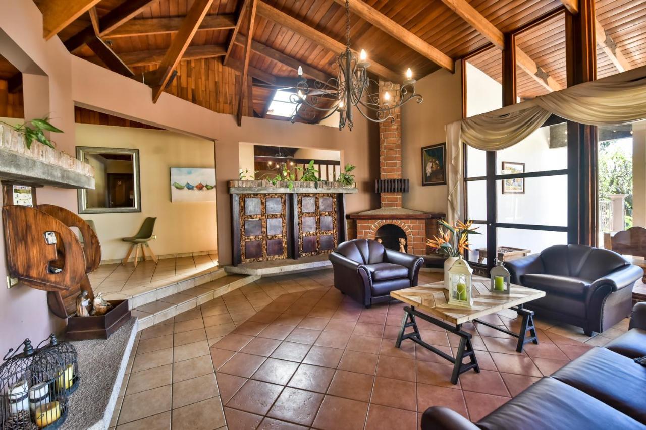 La Riviera 3*