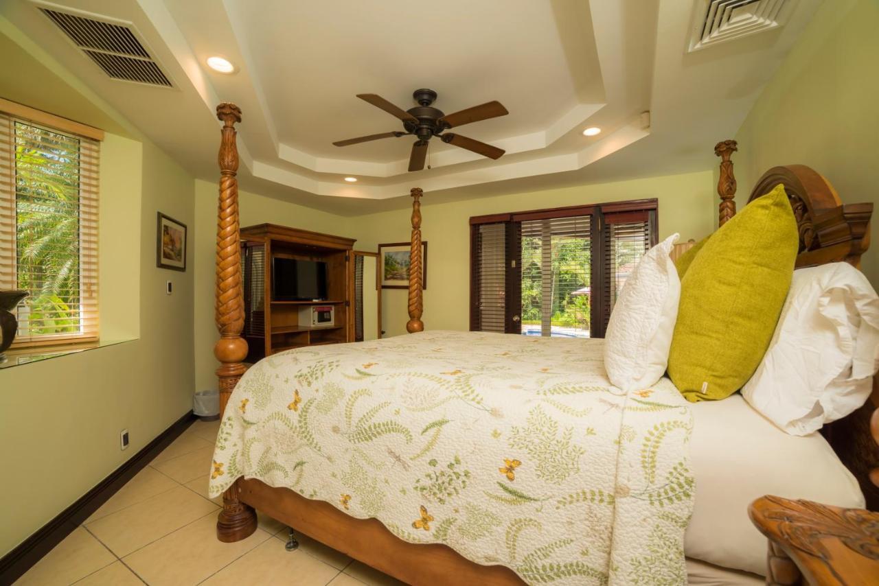 Suenos Harmon House By In Cr * Playa Herradura (Puntarenas)