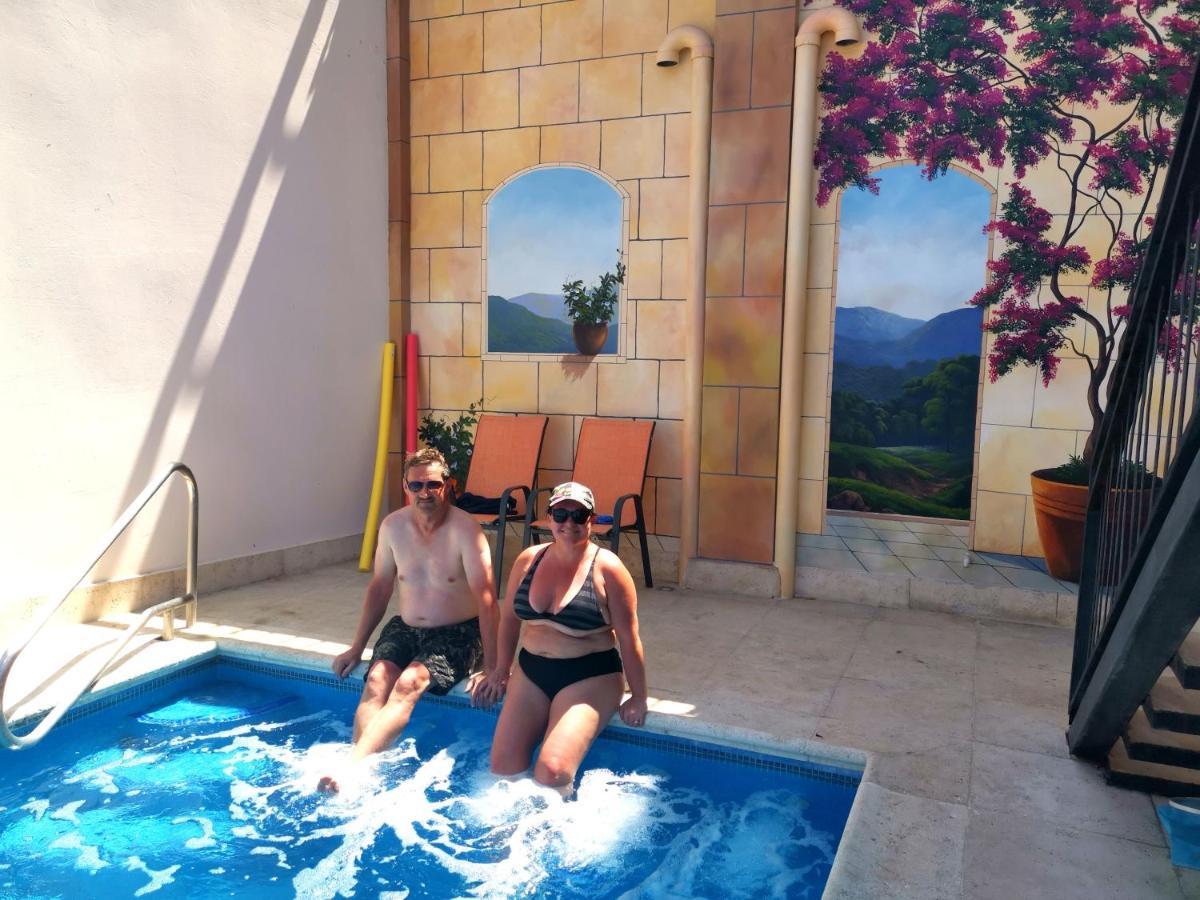 Chantel Suites Holiday home Coco