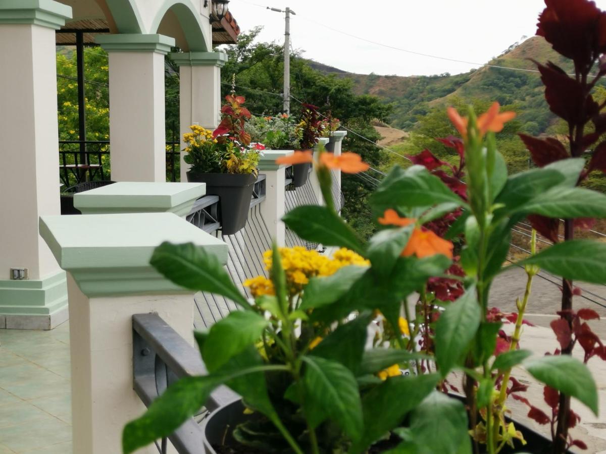 Chantel Suites Holiday home