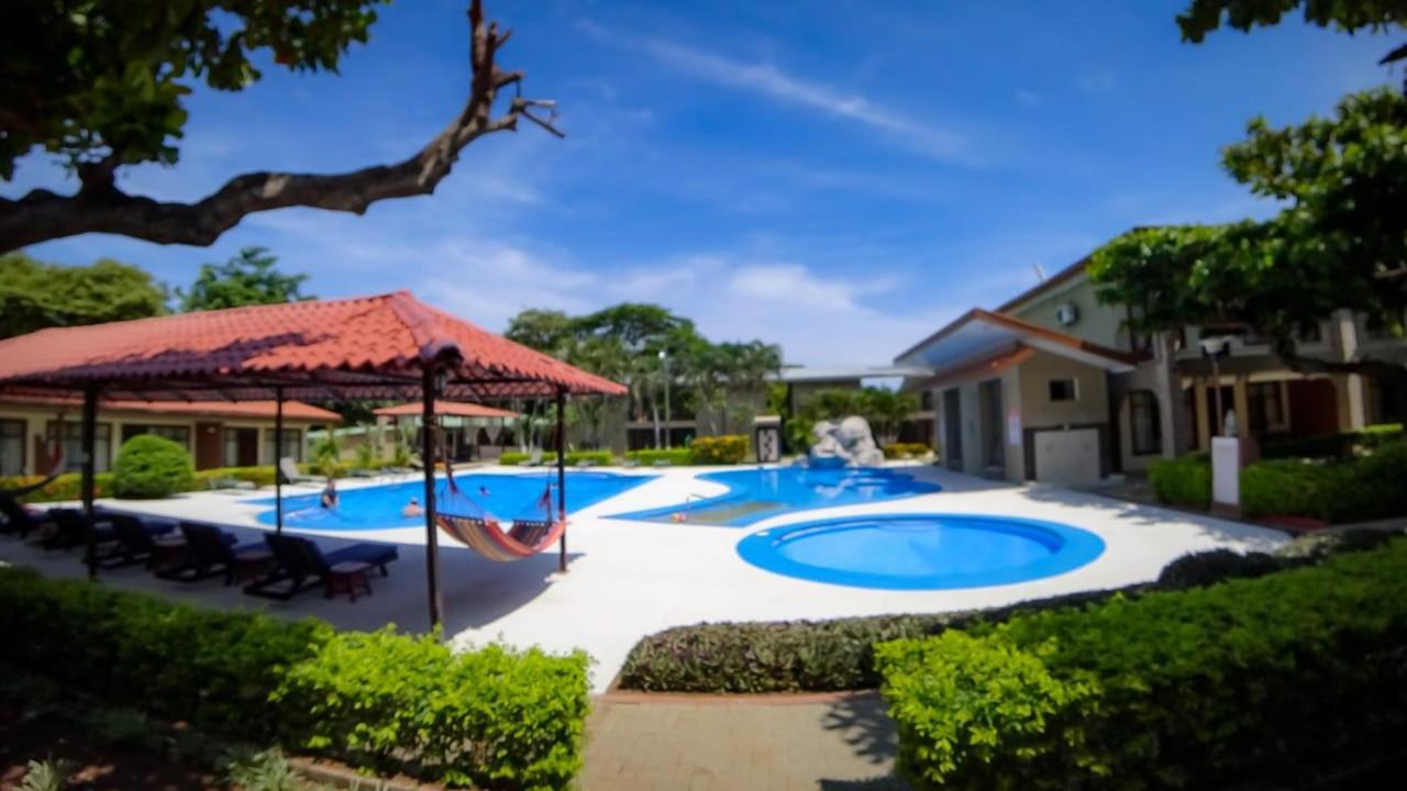 & Huetares Hotel 3*