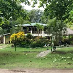 Casa Amarilla