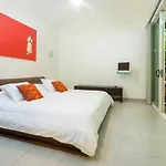 The Breeze Hotel & Villas