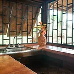 Pacific Edge Eco Lodge