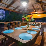 The Breeze Hotel & Villas
