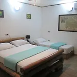 Hotel Bugabutik