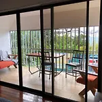 Cockatoo Studio Apartments