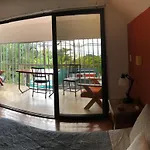 Cockatoo Studio Apartments
