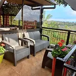 Rancha Azul Inn
