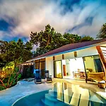 Akua Suites Ocean View