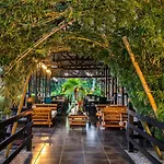 Tiki Villas Rainforest Lodge - Adults Only