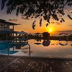 Cristal Ballena Boutique Hotel & Spa