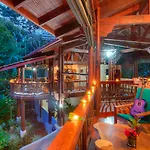 Playa Nicuesa Rainforest Eco Sanctuary