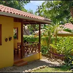 Esencia Hotel And Villas