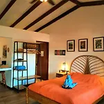 Orosi Lodge