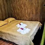 Cabanas Montanas Del Tenorio