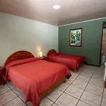 Cabinas Eddy B&B