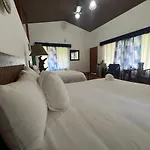 Blue Banyan Inn
