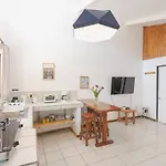 Maoritsio Garden Studios