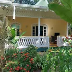 Playa Negra Guesthouse