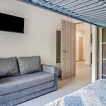 Jaco Bay 1202