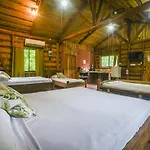 Canto Del Tucan Lodge And Farm