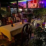 La Mansion Inn