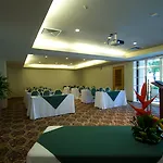 Sleep Inn Paseo Las Damas