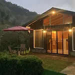 Los Lagos Lodge
