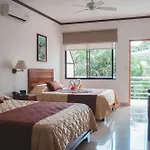 Hotel Arenas En Punta Leona