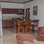 Hotel Arenas En Punta Leona