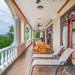 Pacifico Colonial Condominiums