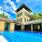 Castillo Tambor Resort & Restaurant