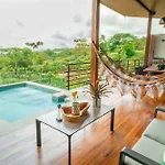 Villa Morpho - Luxury Jungle House At Ecolirios Green Community