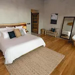 Lamangata Luxury Surf Resort