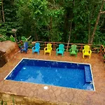 Hidden Paradise Lodge